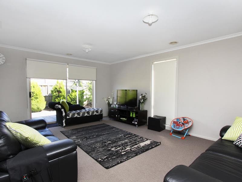 25/14 Edward Street, Bondi, Truganina - Thumbnail 3