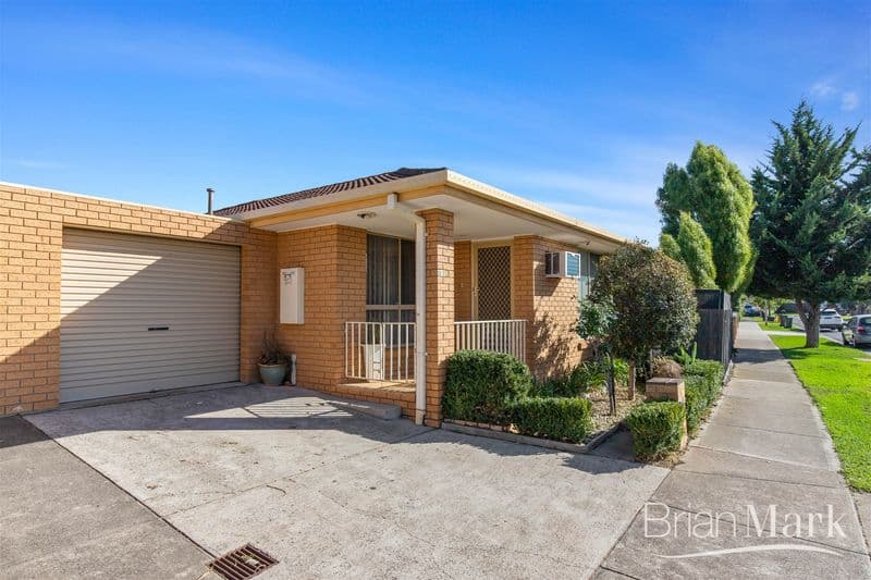 2/2 Montagu Way, Delahey - Thumbnail 2