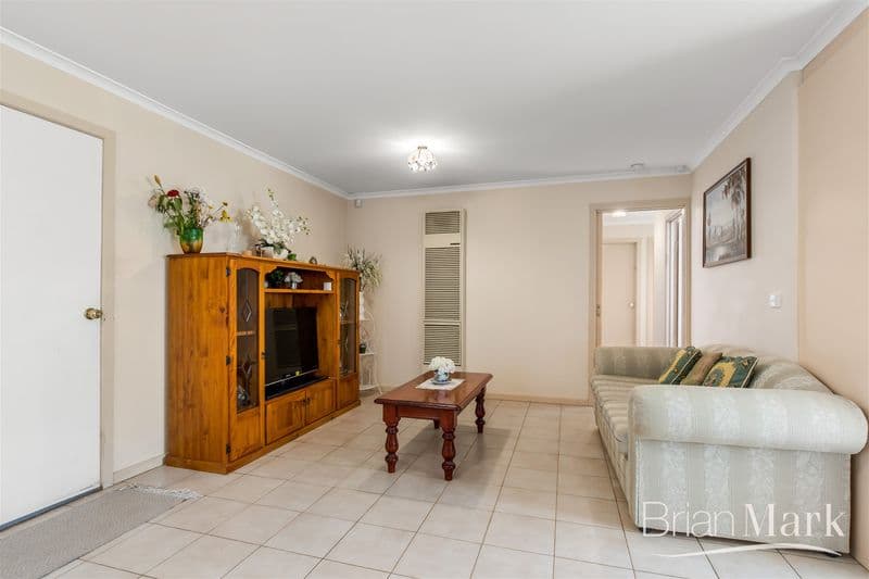 2/2 Montagu Way, Delahey - Thumbnail 6