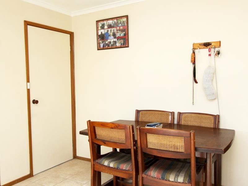 33 Centre Avenue, Werribee - Thumbnail 4
