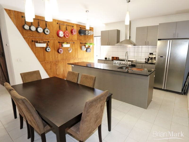 5/38 Brittain Crescent, Manor Lakes - Thumbnail 2