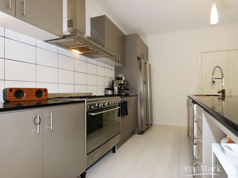 5/38 Brittain Crescent, Manor Lakes - Thumbnail 3