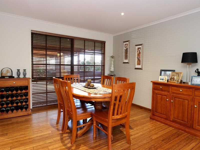 27 Johnson Avenue, Hoppers Crossing - Thumbnail 4