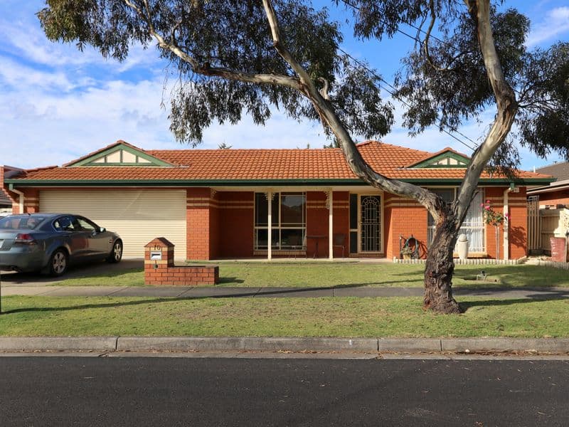 10 Bartlett Crescent, Hoppers Crossing - Image 1