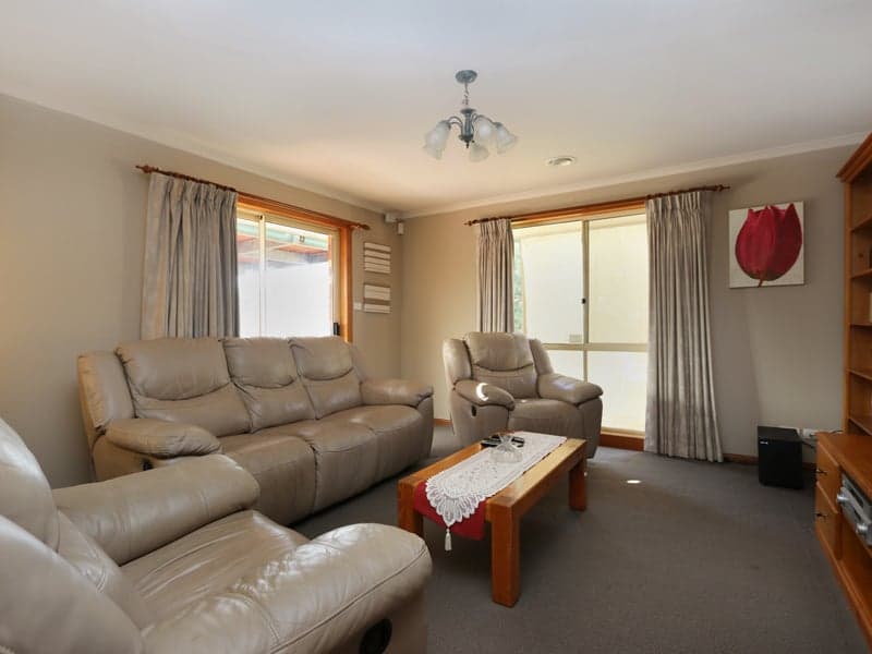 10 Bartlett Crescent, Hoppers Crossing - Thumbnail 6