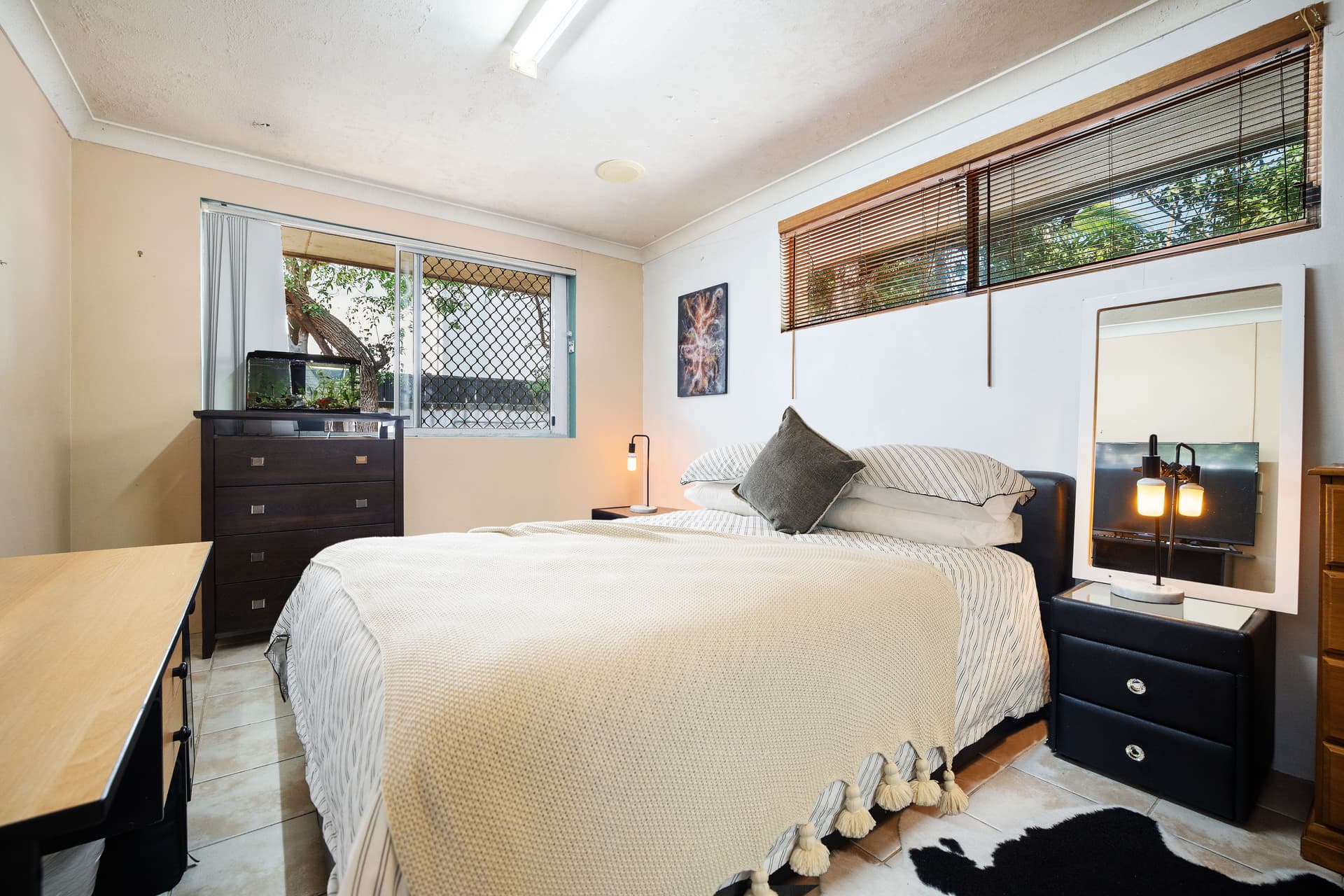 1&2/115 Bundall Road, Surfers Paradise, QLD, 4217, Hoppers Crossing - Thumbnail 5