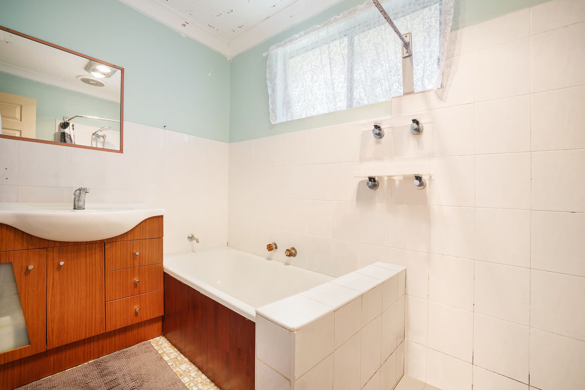 1&2/115 Bundall Road, Surfers Paradise, QLD, 4217, Hoppers Crossing - Thumbnail 7