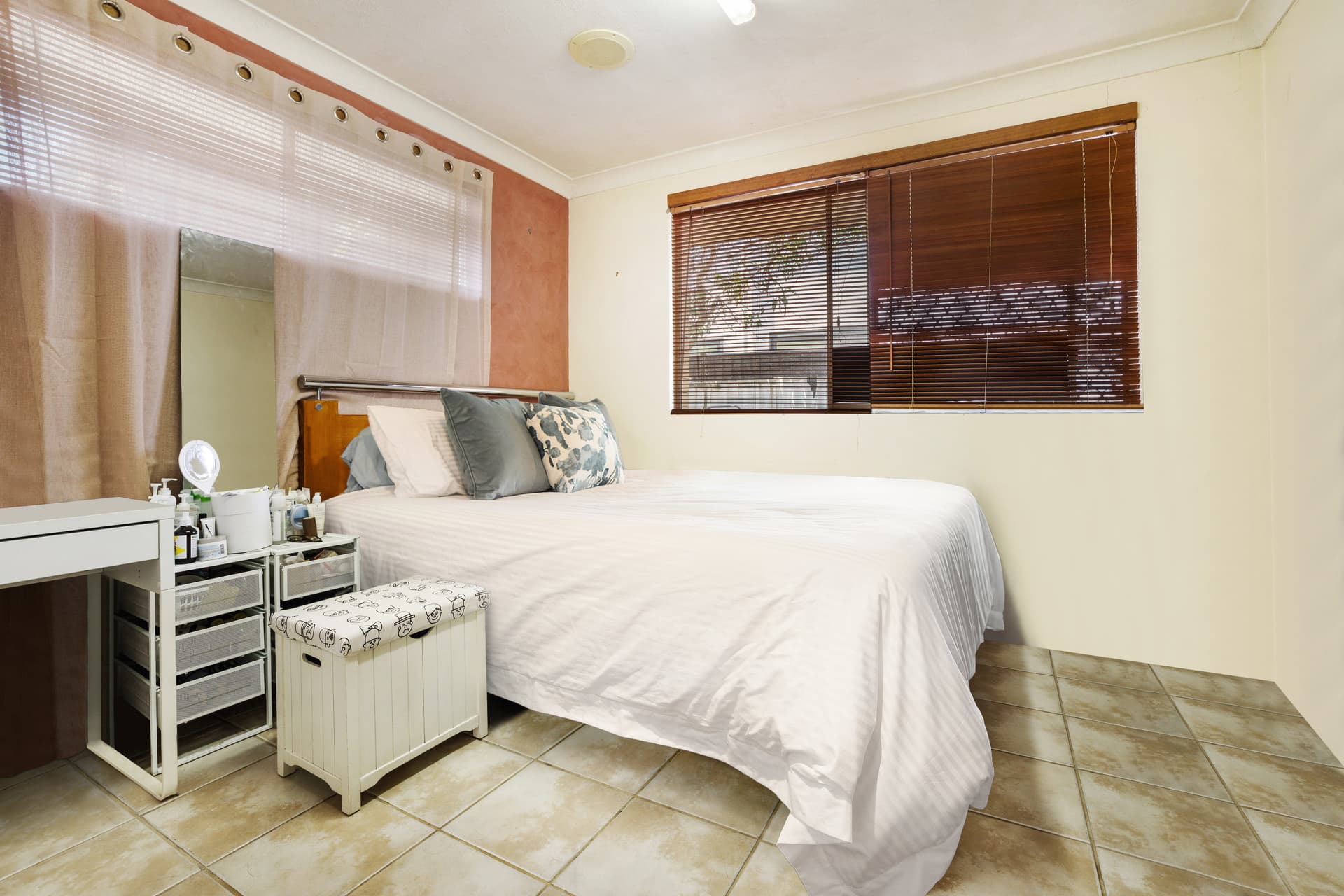 1&2/115 Bundall Road, Surfers Paradise, QLD, 4217, Hoppers Crossing - Thumbnail 8