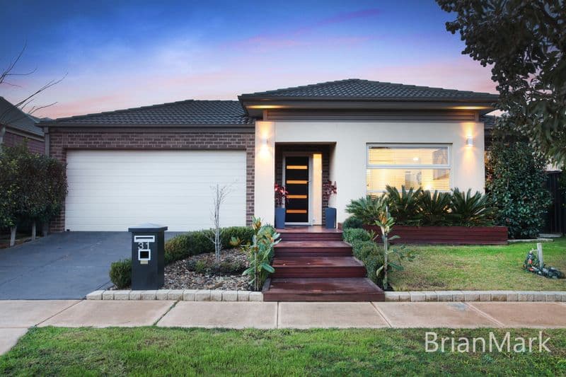31 Snowsill Circuit, Point Cook - Image 1