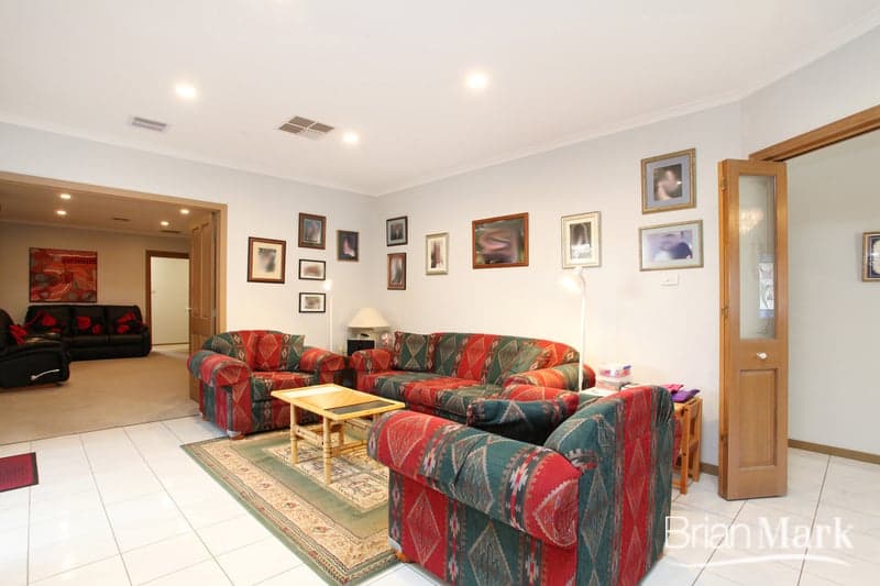 8 Gracefield Court, Hoppers Crossing - Thumbnail 6