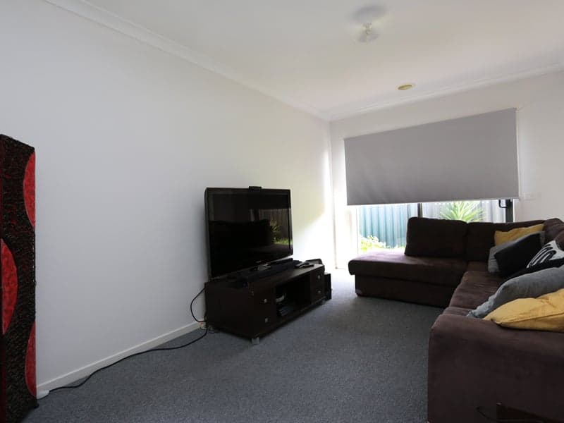 2 / 17 Churchill Street, Warrnambool VIC 3280, Wyndham Vale - Thumbnail 4