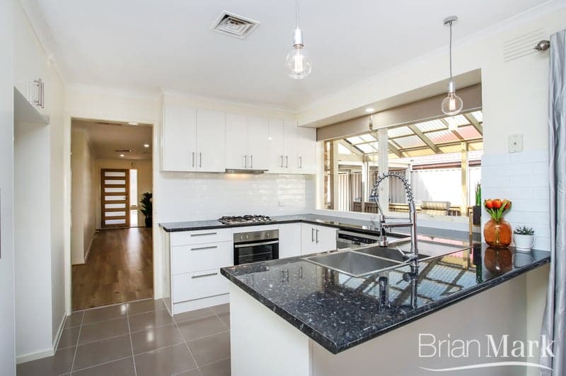 7/123  Ocean  Street, Edgecliff, Werribee - Thumbnail 2