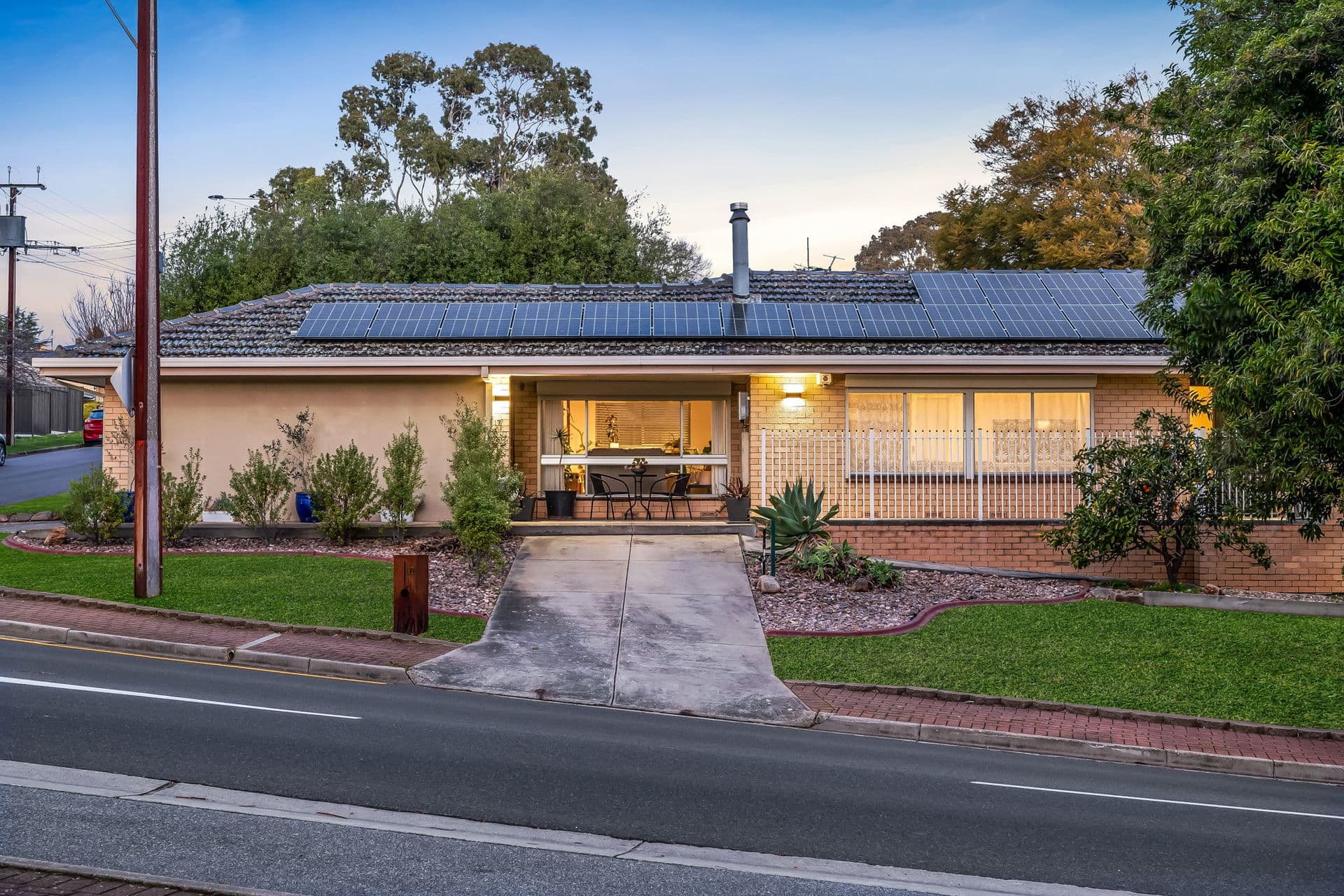 17 Fountain Valley Drive, Happy Valley - Image 1