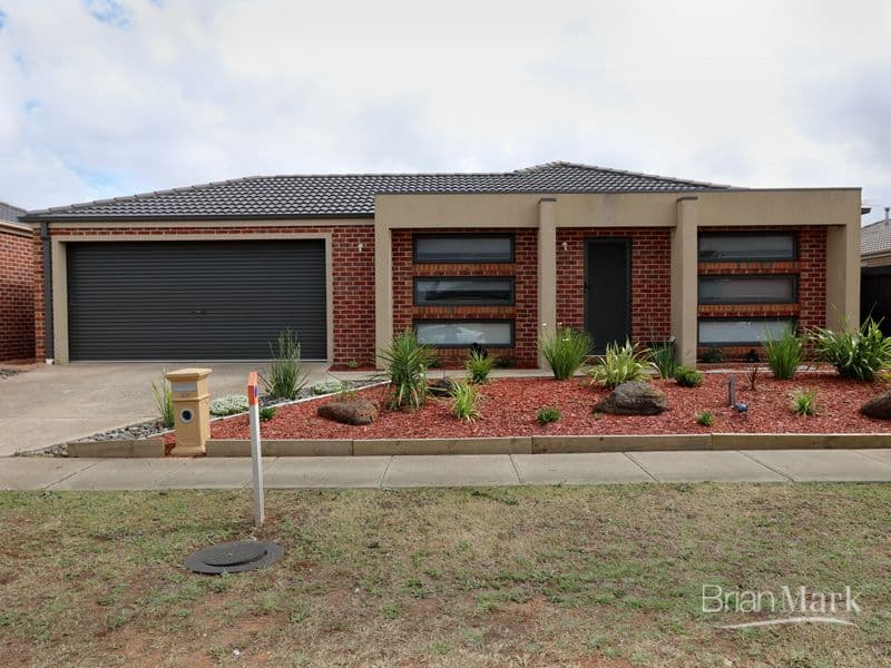 47 Lady Penrhyn Drive, Wyndham Vale - Image 1