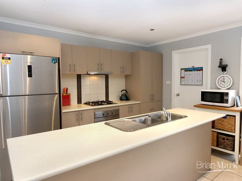 47 Lady Penrhyn Drive, Wyndham Vale - Thumbnail 2