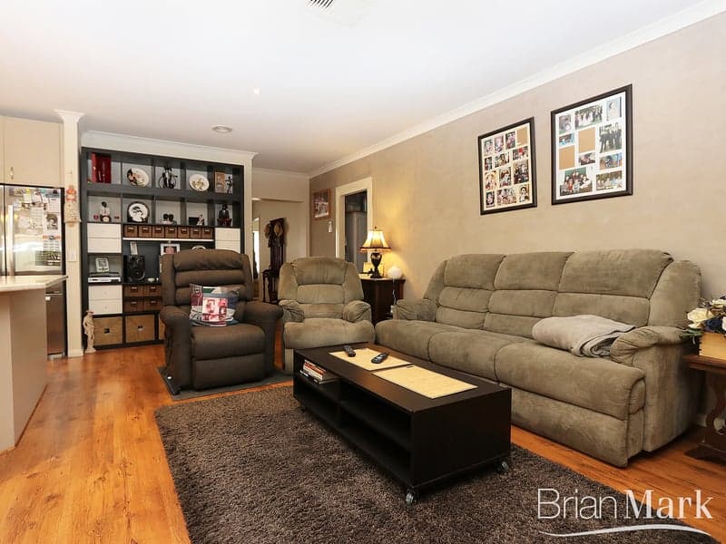 2/16 Strathearn Avenue, Wyndham Vale - Thumbnail 3