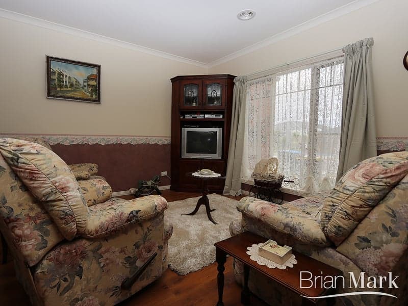 2/16 Strathearn Avenue, Wyndham Vale - Thumbnail 4