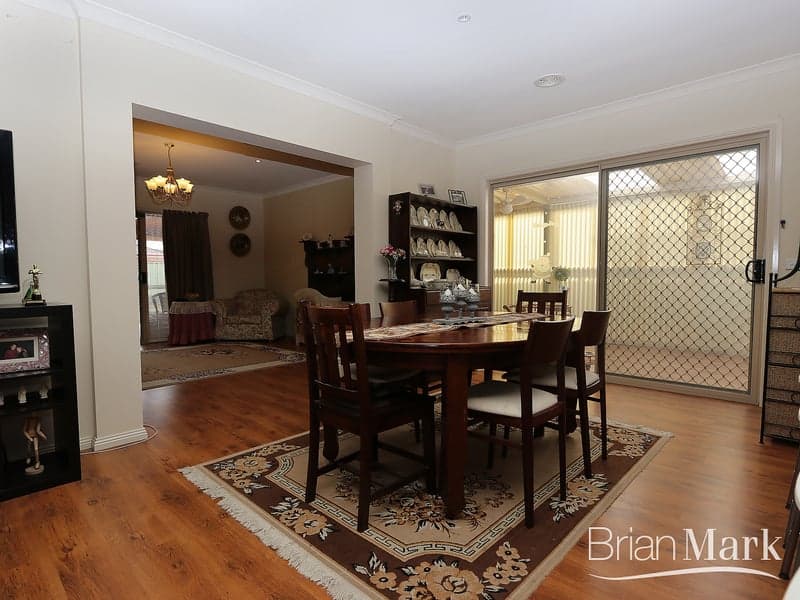 2/16 Strathearn Avenue, Wyndham Vale - Thumbnail 5