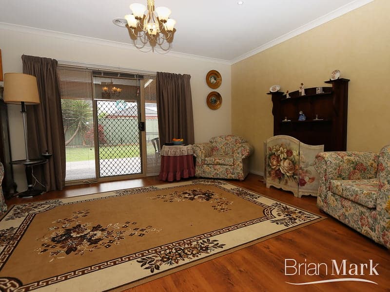 2/16 Strathearn Avenue, Wyndham Vale - Thumbnail 6