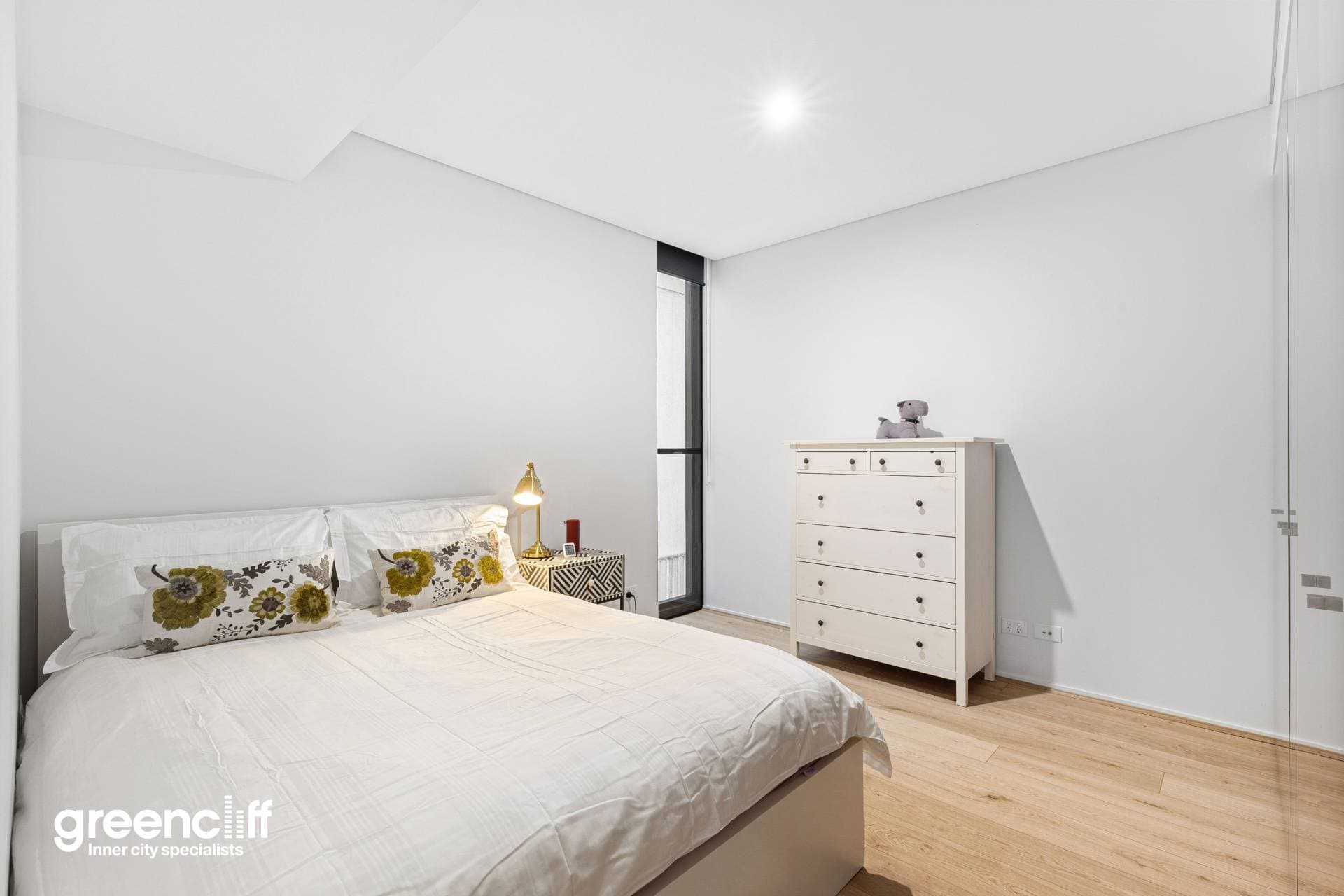1507, 8 Park Lane, Chippendale - Thumbnail 4