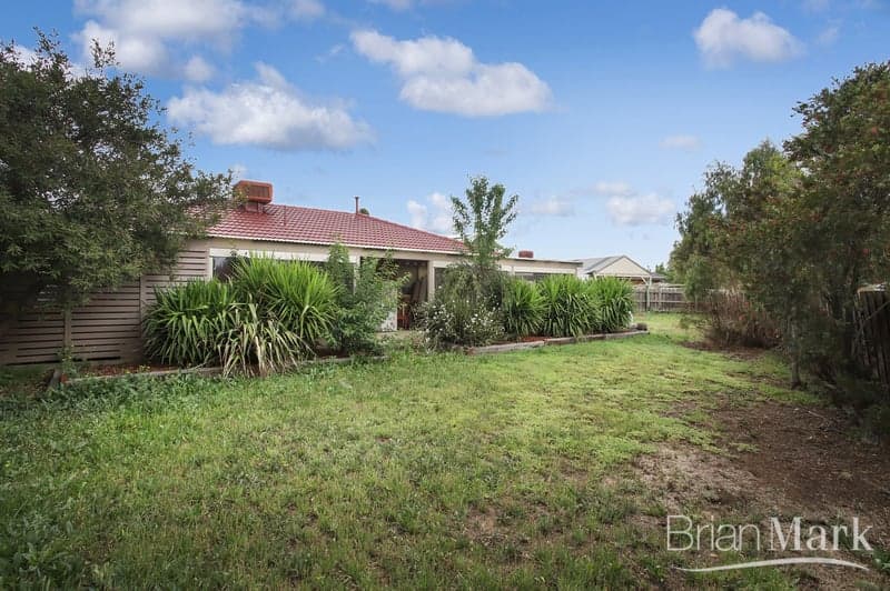 61 Whitsunday Drive, Hoppers Crossing - Thumbnail 8