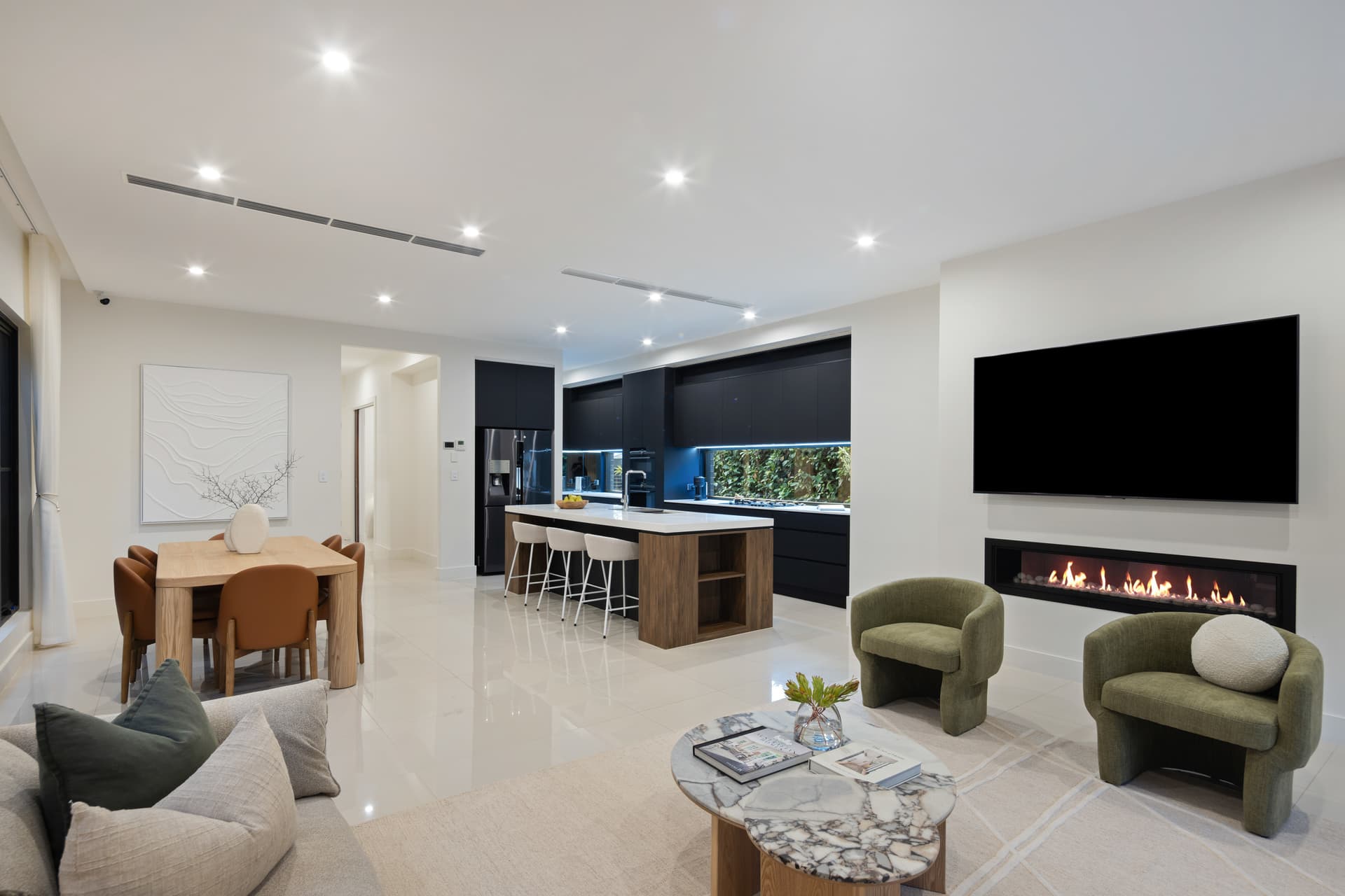 25 Stewart Street, South Brighton - Thumbnail 2