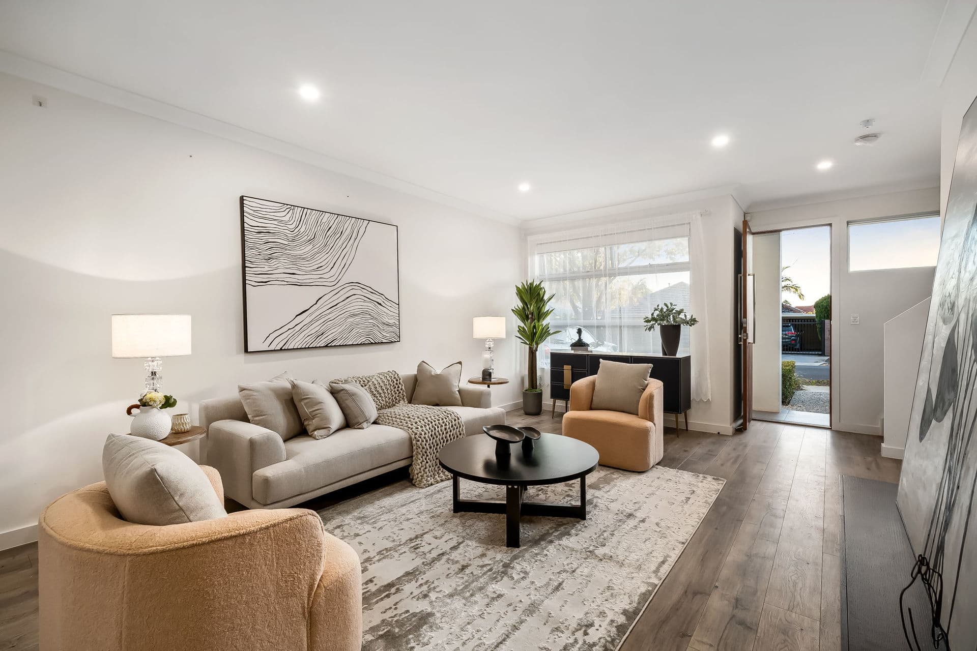 2/68 Hancock Avenue, Campbelltown - Image 1