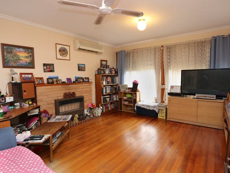 1/33-39 Hamilton Street, Werribee - Thumbnail 2