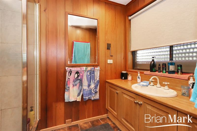 1 Carson Crescent, Hoppers Crossing - Thumbnail 3