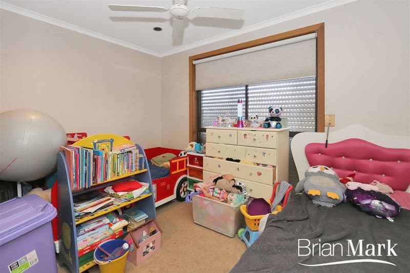 1 Carson Crescent, Hoppers Crossing - Thumbnail 7