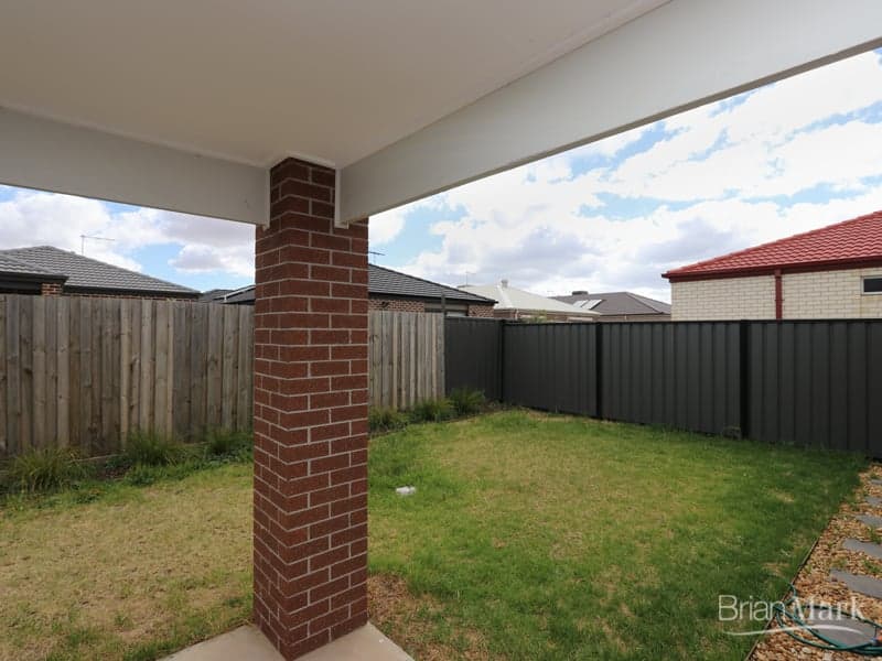 2/46-48 Hastings  Parade, North Bondi, Tarneit - Thumbnail 3
