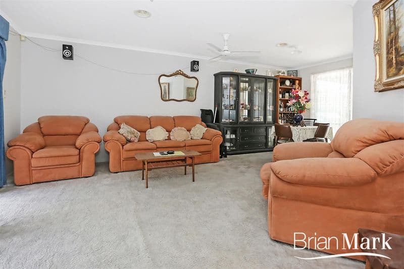 1/17 Palmerston Avenue, Bronte, Hoppers Crossing - Thumbnail 2