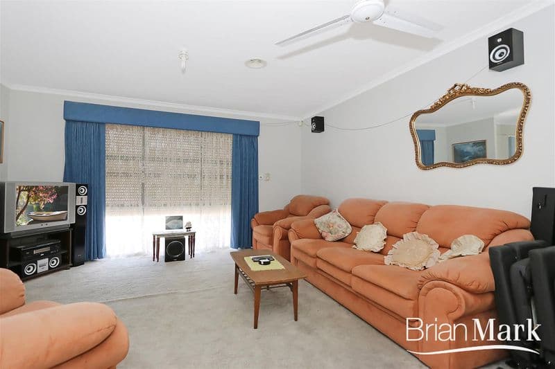 1/17 Palmerston Avenue, Bronte, Hoppers Crossing - Thumbnail 3