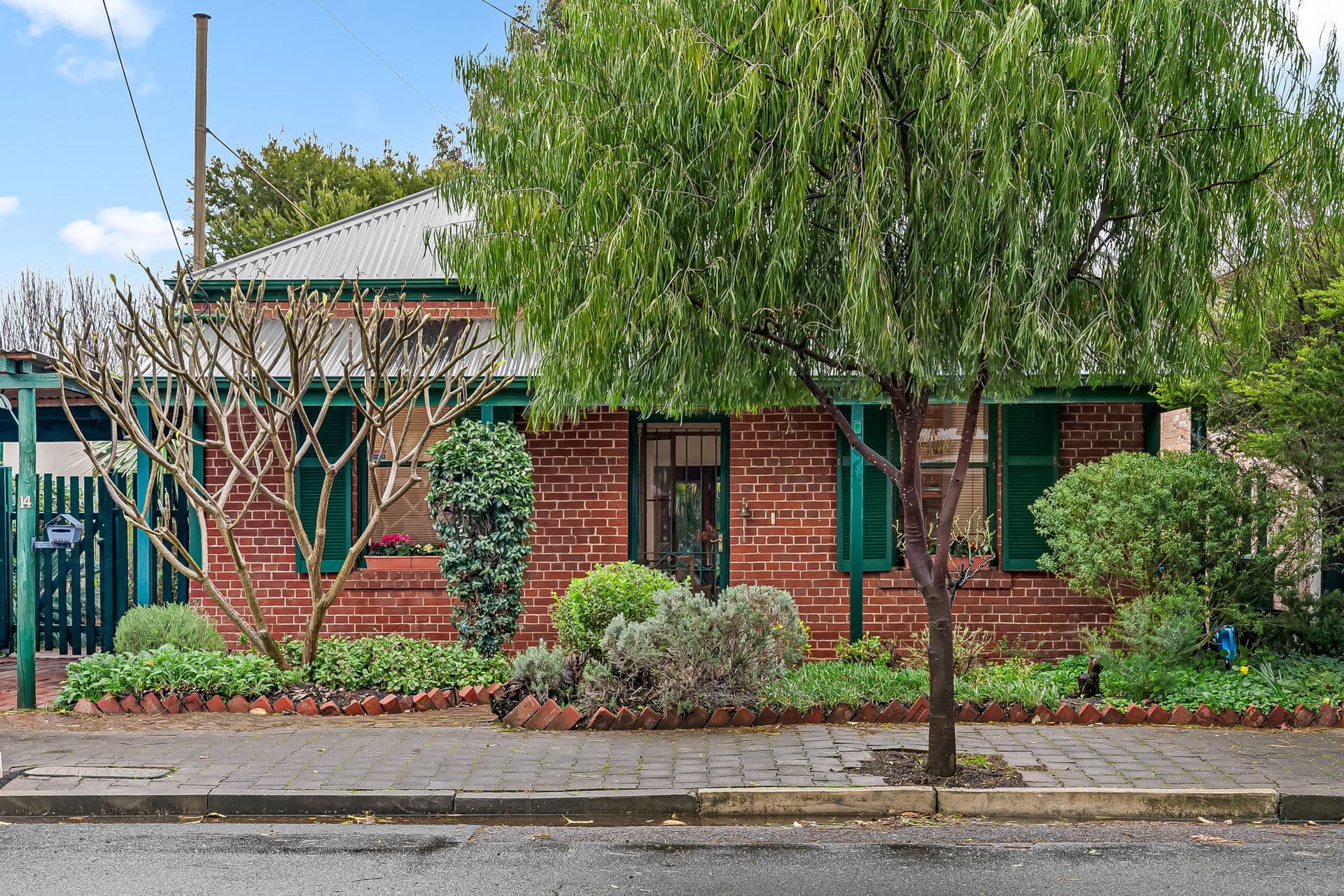 14 Elizabeth Street, Goodwood - Image 1