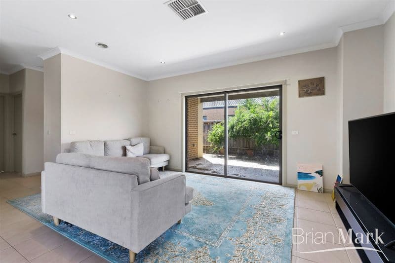 61 Kalorama Street, Tarneit - Thumbnail 8