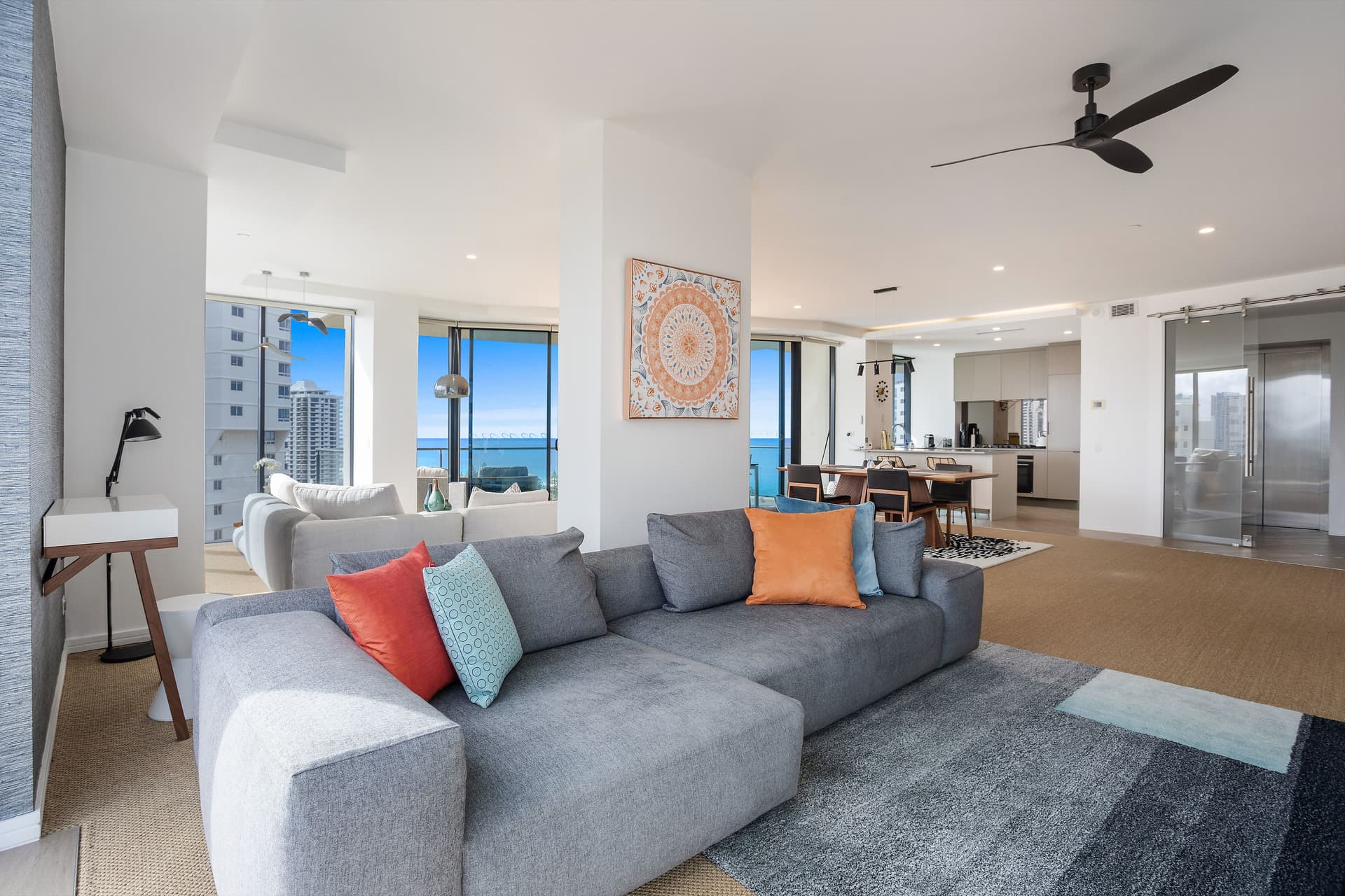34/11 Peak Avenue, Main Beach, QLD, 4217, Hoppers Crossing - Thumbnail 3