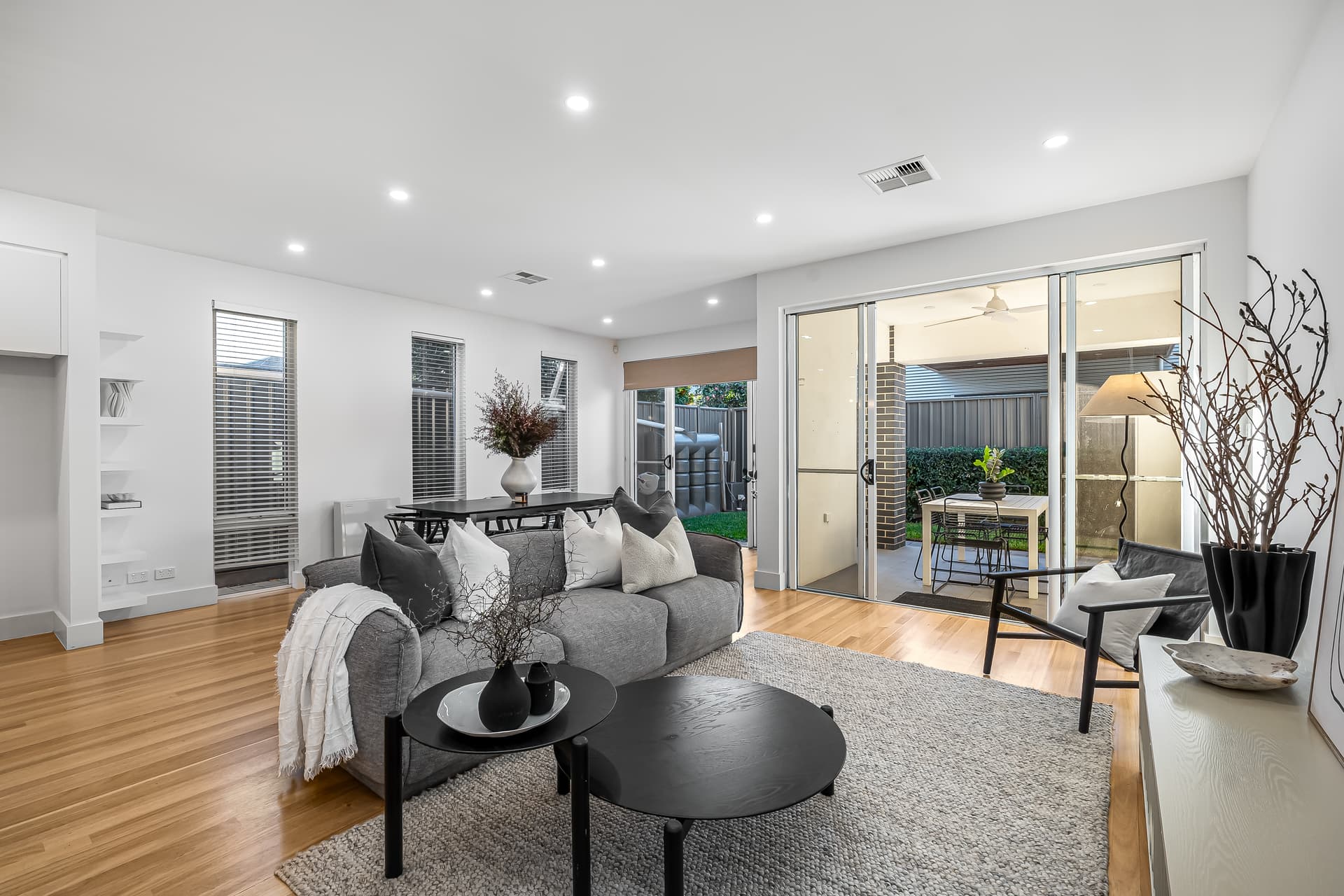 32 Flaherty Lane, Mile End - Thumbnail 4