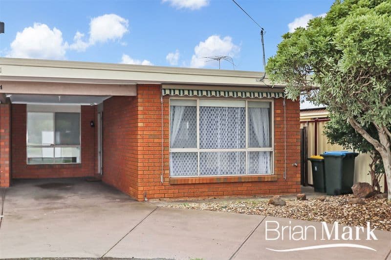 2/214 Morris Road, Hoppers Crossing - Image 1