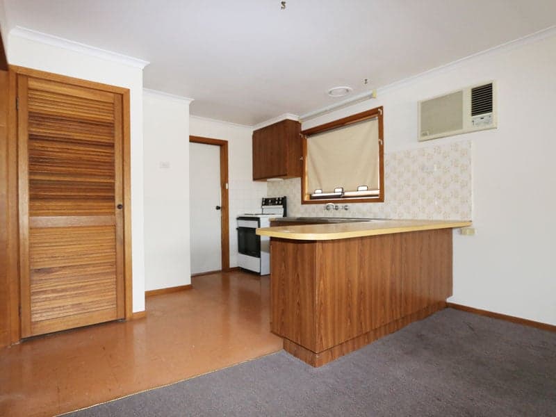 2/40 Mortimer Street, Terrigal - Thumbnail 2