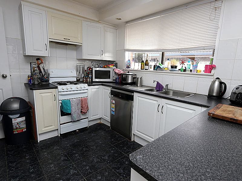 33 Nightingale Drive, Werribee - Thumbnail 3