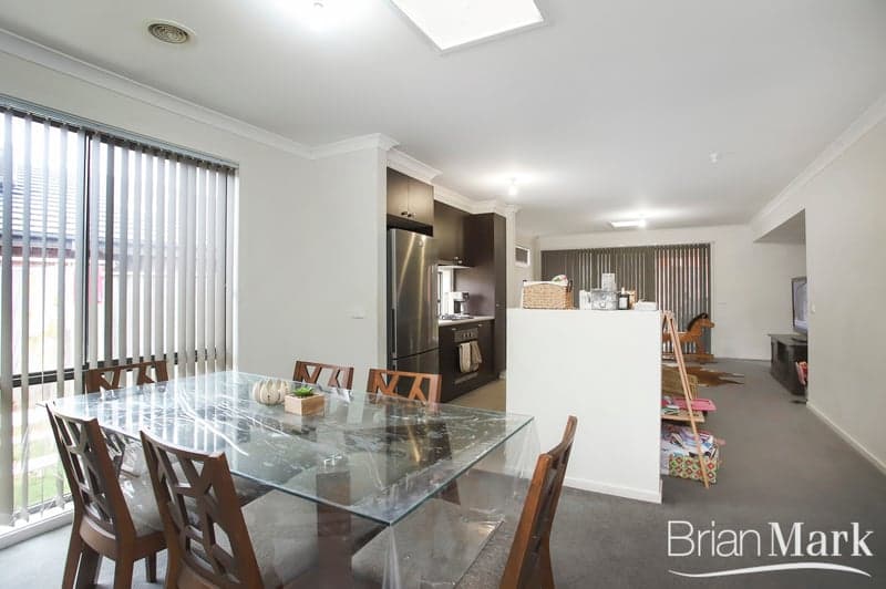 12/52A Sir Thomas Mitchell Road, Bondi Beach, Wyndham Vale - Thumbnail 5