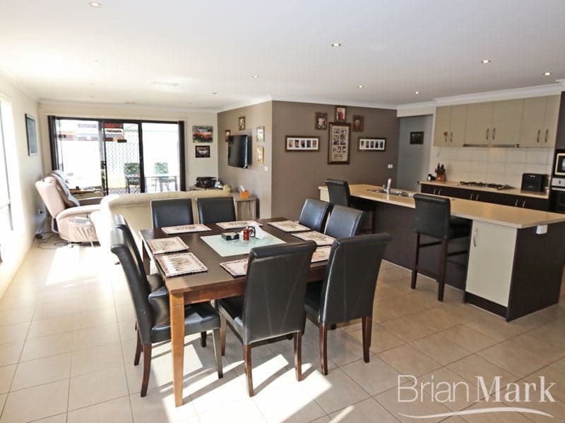 3008/63 La Trobe Street, Wyndham Vale - Thumbnail 4