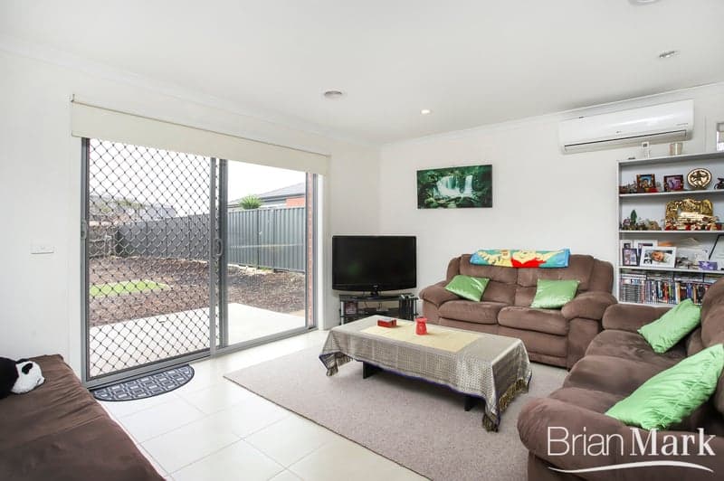 5/164 Wellington Street, Bondi Beach, Wyndham Vale - Thumbnail 2