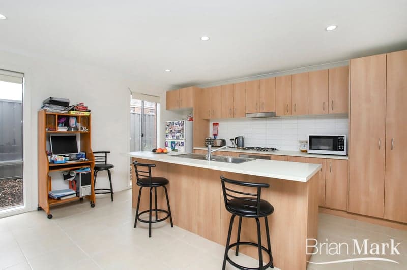 5/164 Wellington Street, Bondi Beach, Wyndham Vale - Thumbnail 3