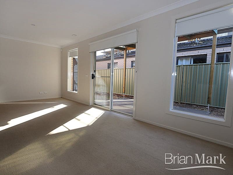 115 Vaughan Chase, Wyndham Vale - Thumbnail 2