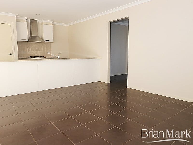 115 Vaughan Chase, Wyndham Vale - Thumbnail 3