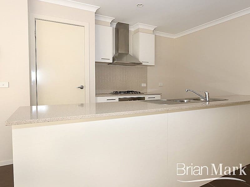 115 Vaughan Chase, Wyndham Vale - Thumbnail 7