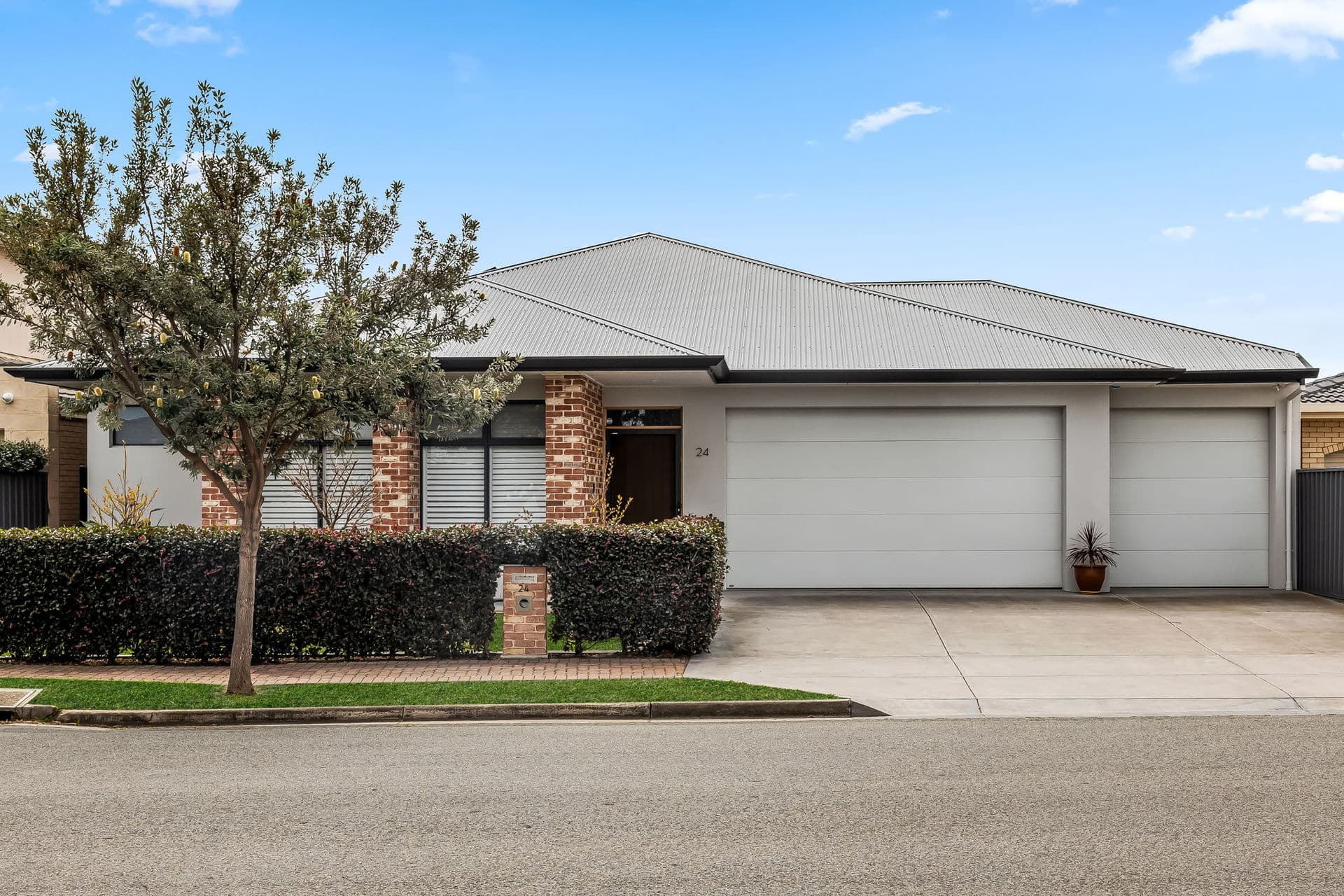 24 Simcock Street, West Beach - Image 1