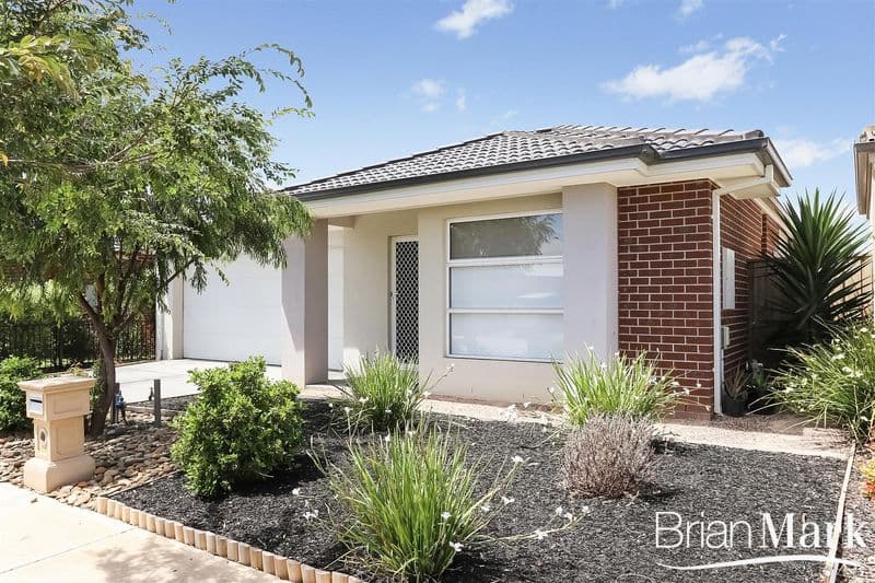11 Wirruna Street, Werribee - Thumbnail 4