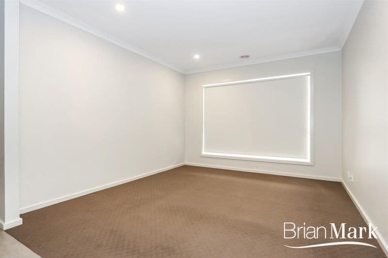 11 Wirruna Street, Werribee - Thumbnail 7